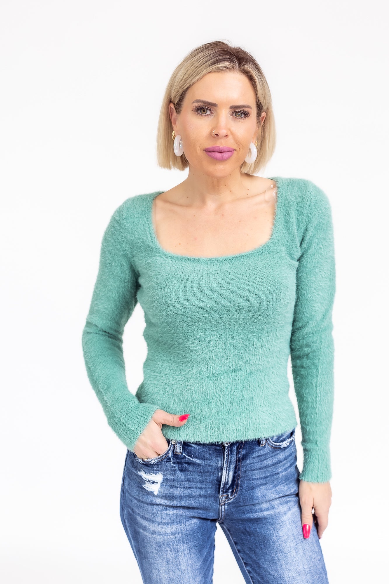 Show Stopper Kelly Green Crew Neck Fuzzy Sweater -T130