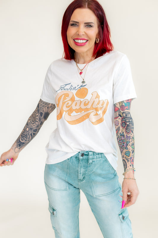 Feelin' Peachy Graphic Tee - T222