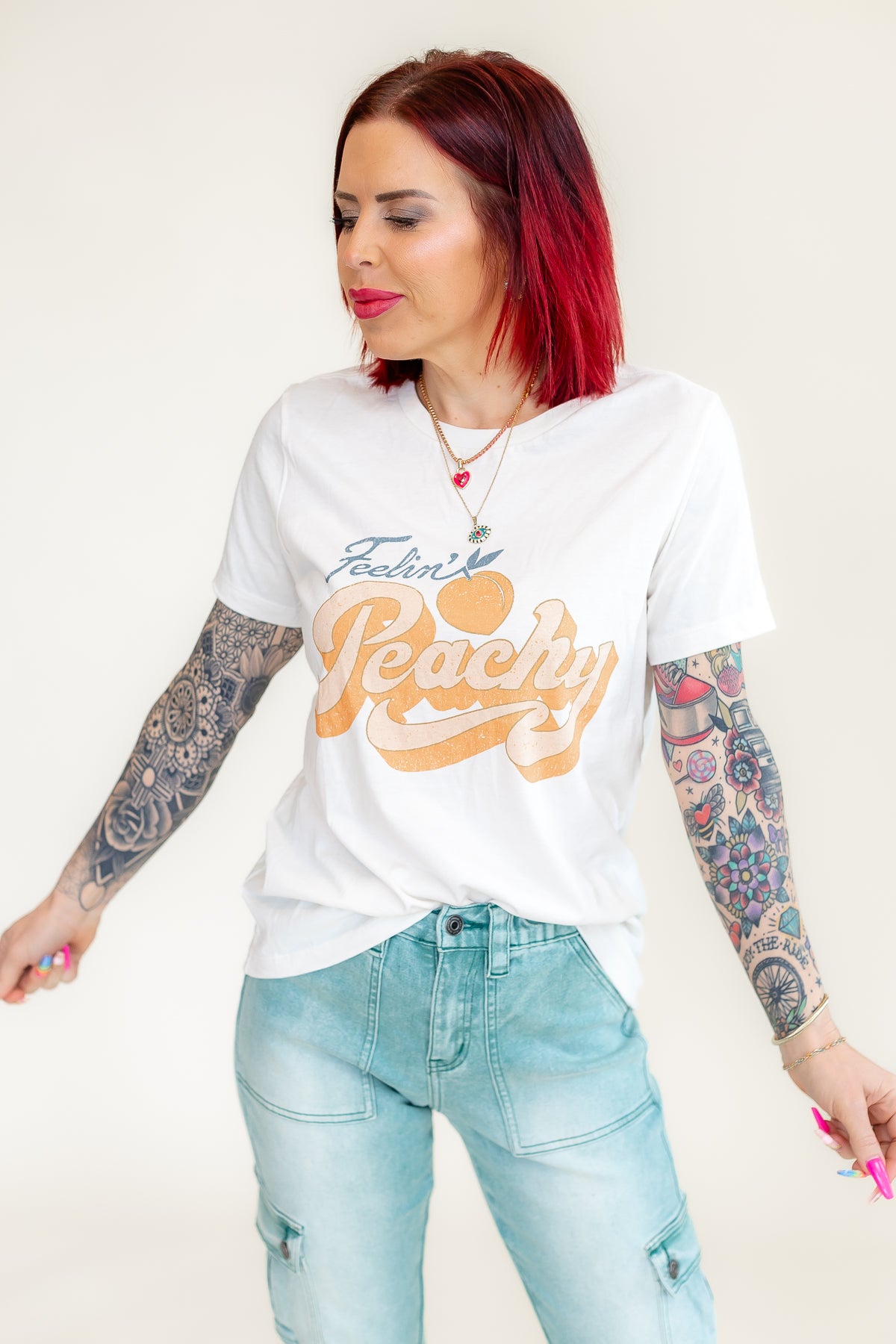 Feelin' Peachy Graphic Tee - T222