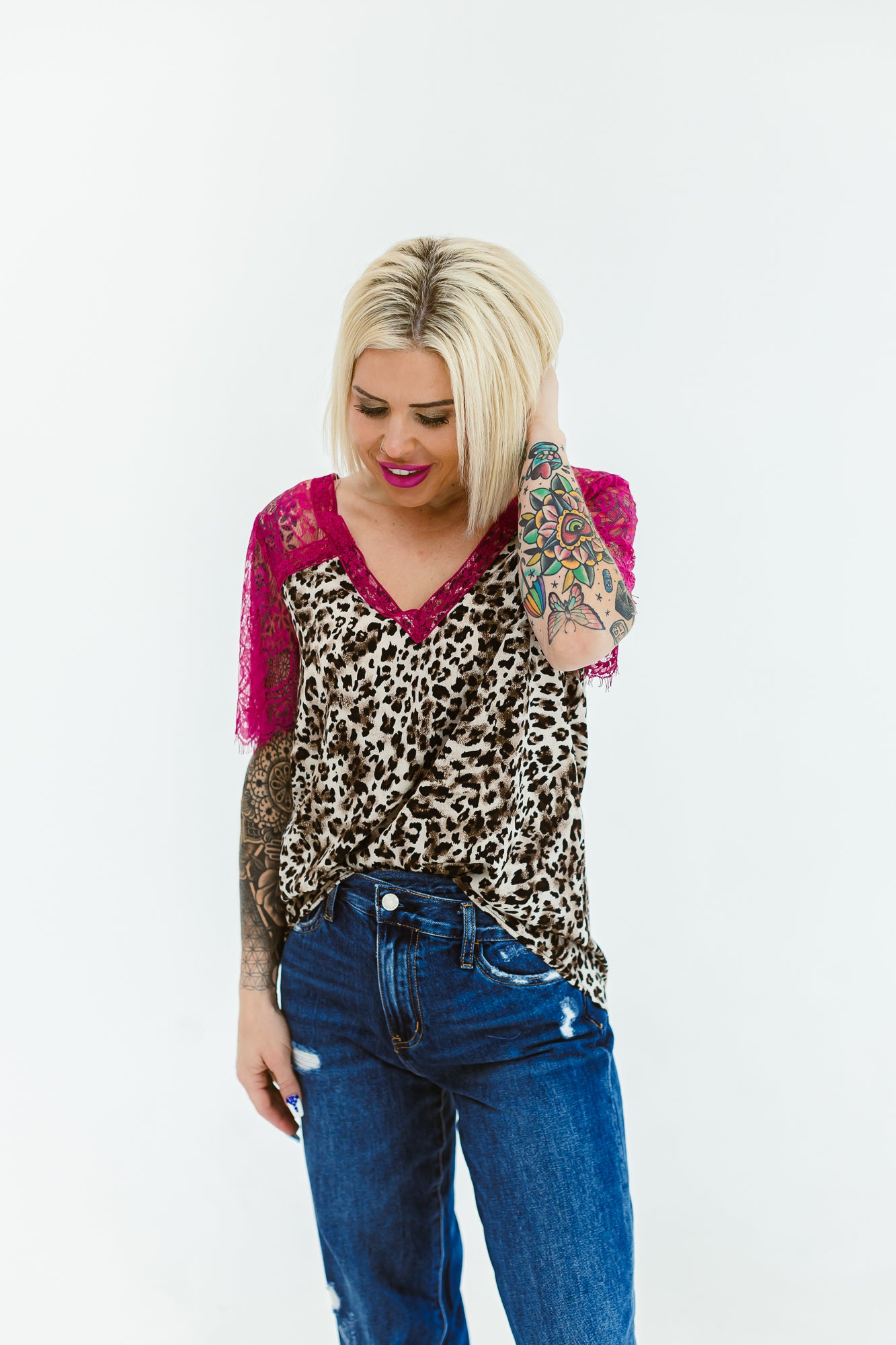 Cheetah Girl Laced Detailed Vneck Top -T19