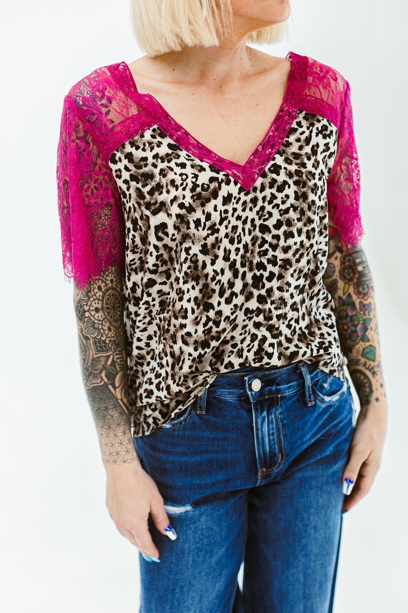 Cheetah Girl Laced Detailed Vneck Top -T19