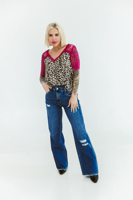 Cheetah Girl Laced Detailed Vneck Top -T19