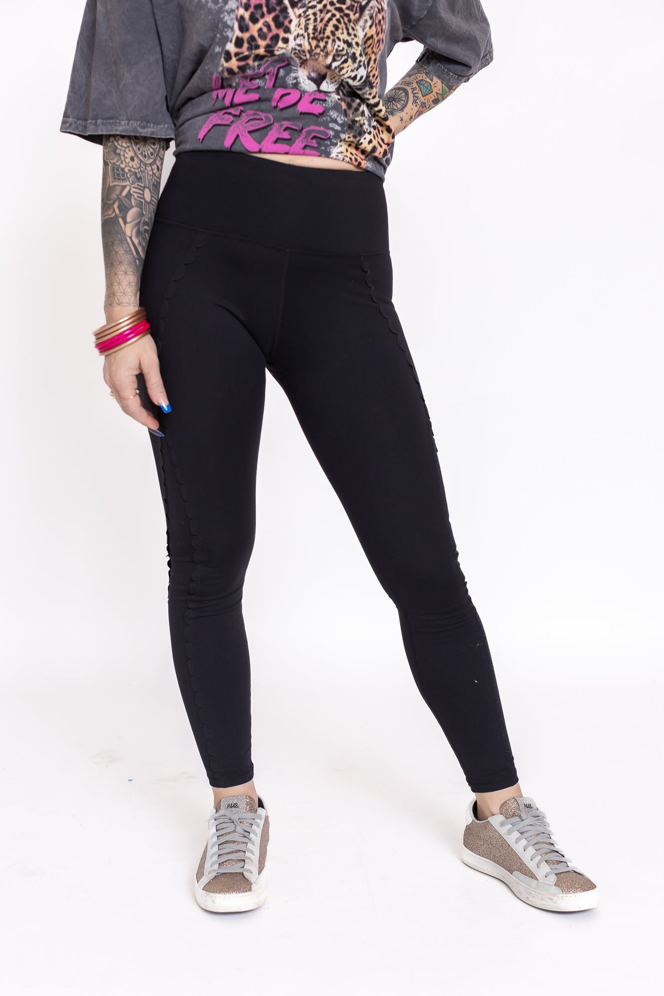 Legging Lover Black Scalloped side Leggings -P27