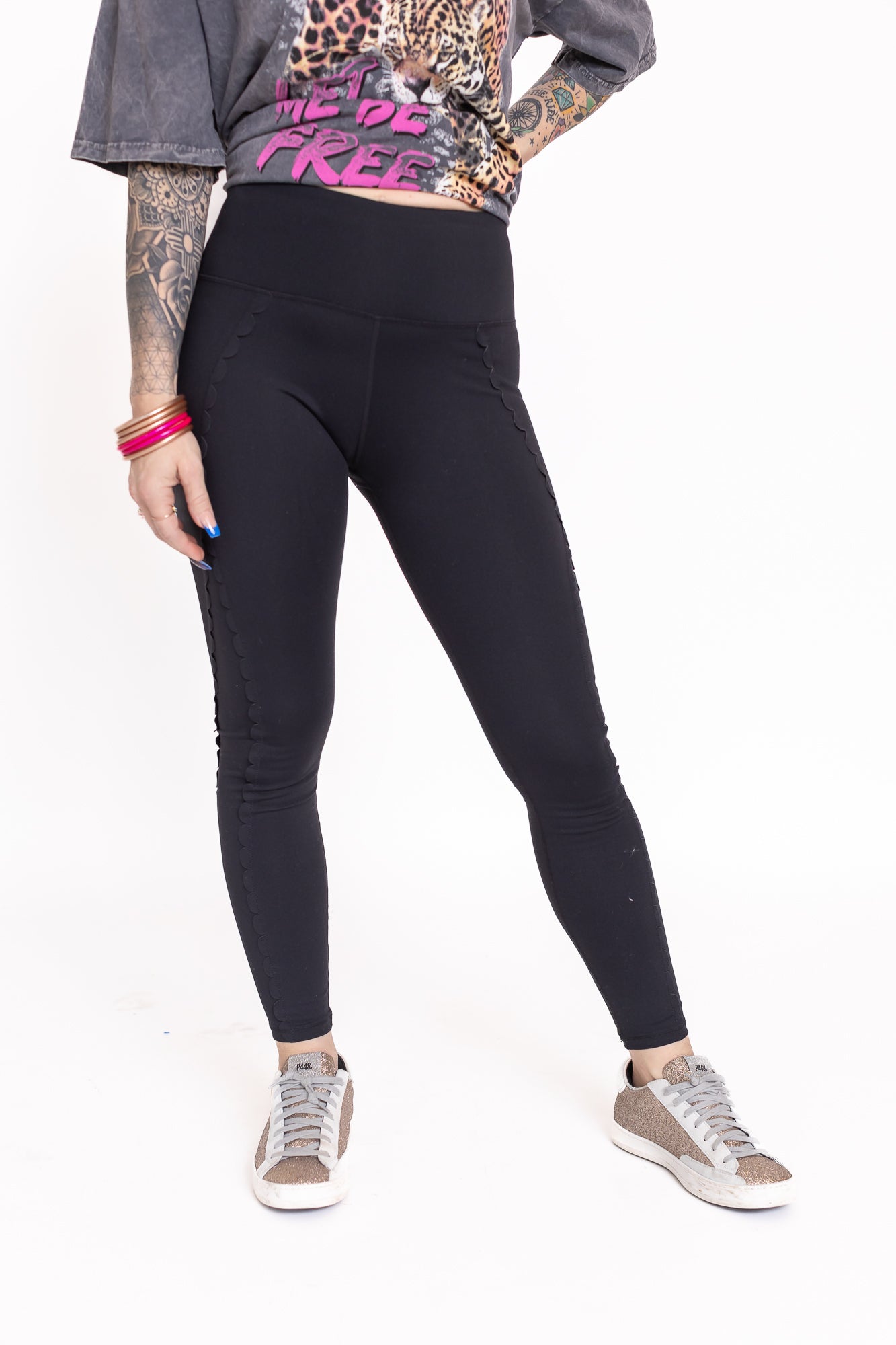 Legging Lover Black Scalloped side Leggings -P27