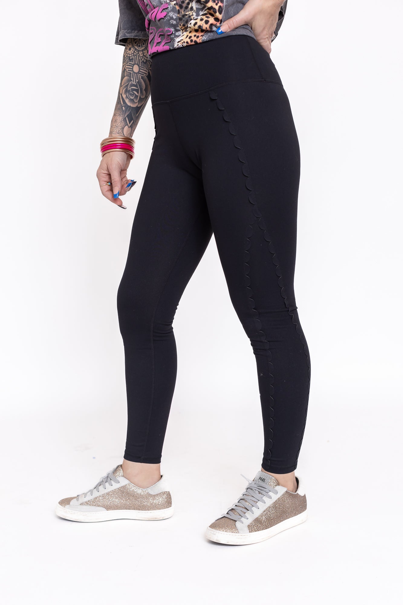 Legging Lover Black Scalloped side Leggings -P27