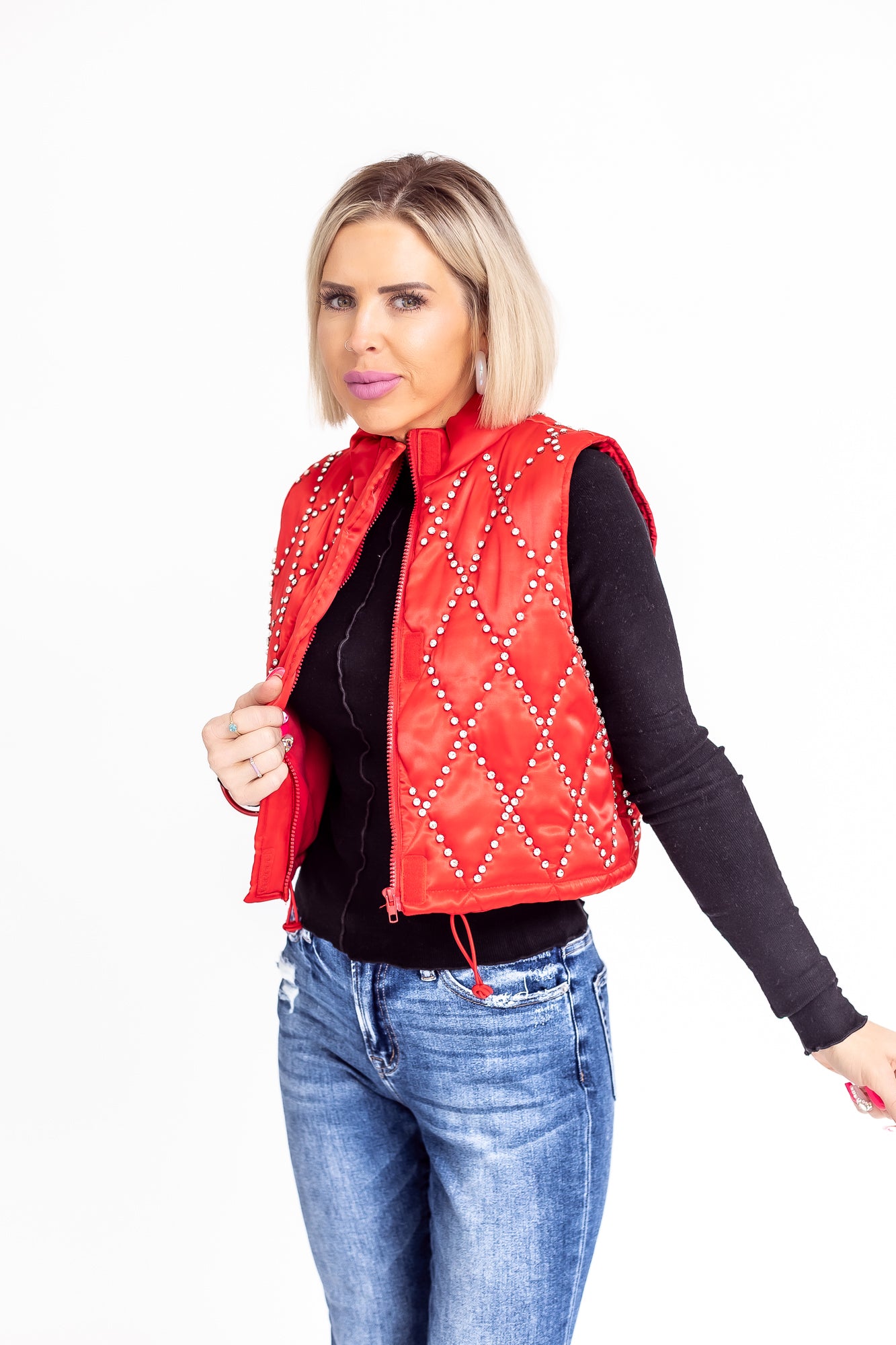 Queen Of Diamonds Red Cropped Diamond Puffer Vest -O16