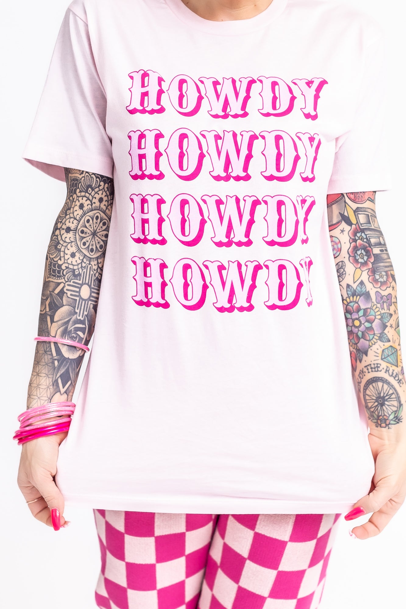 Howdy Pink Graphic Tee - T105