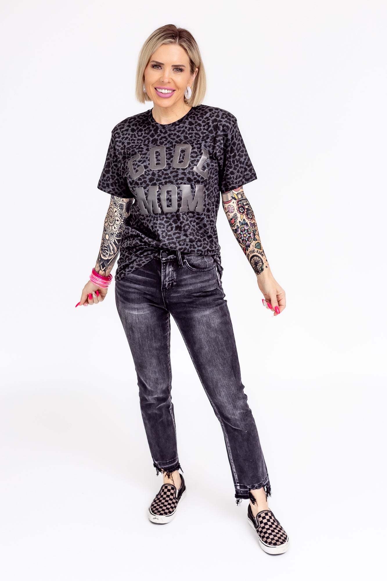 Cool Mom Black Graphic Tee with Leopard Print -T112