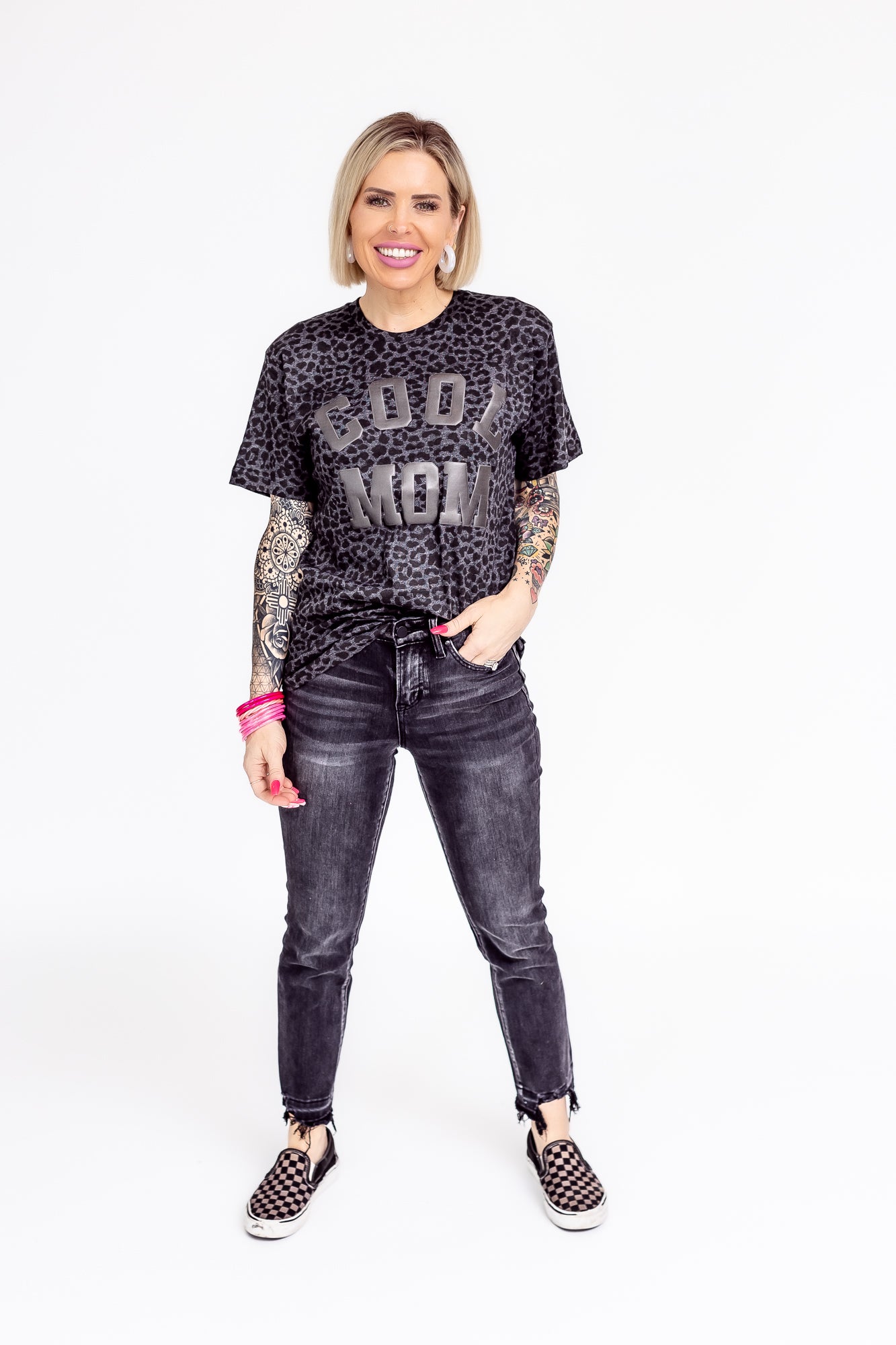 Cool Mom Black Graphic Tee with Leopard Print -T112