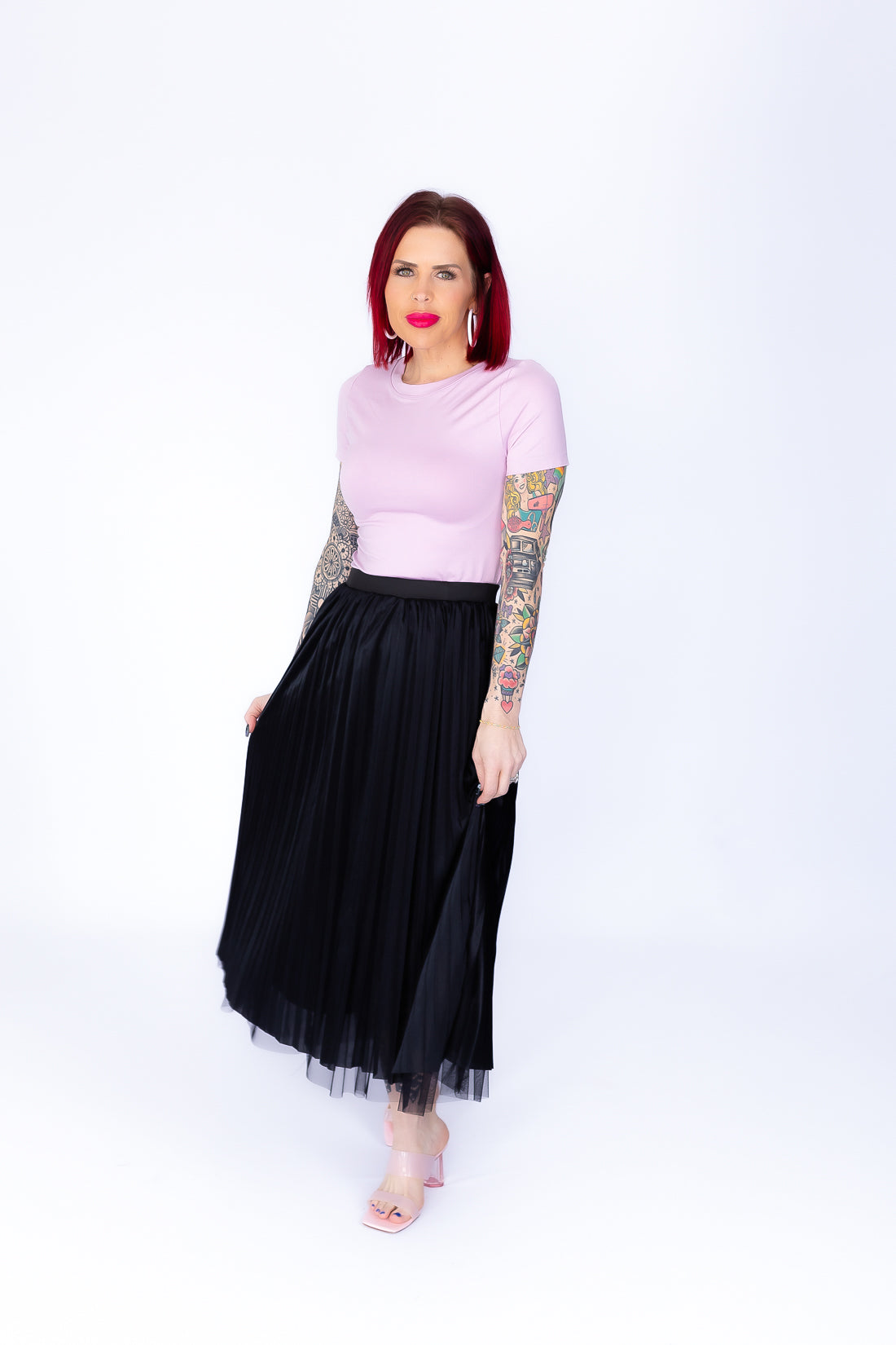 On Trend pleated black midi skirt