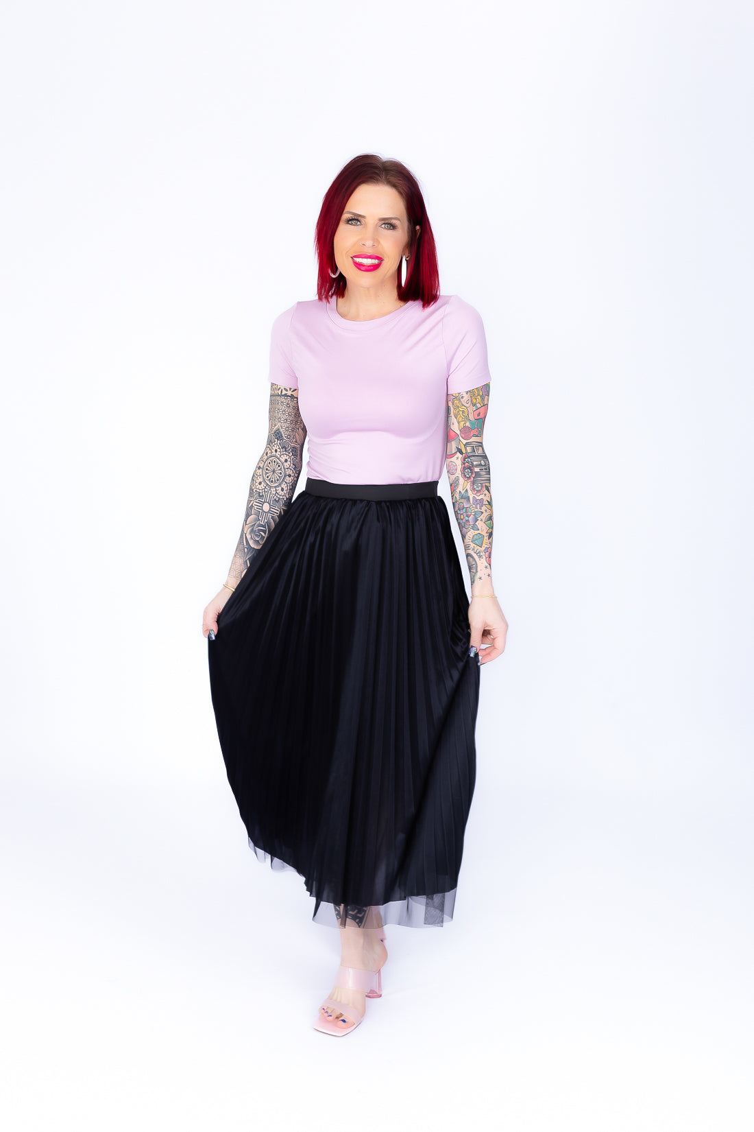 On Trend pleated black midi skirt