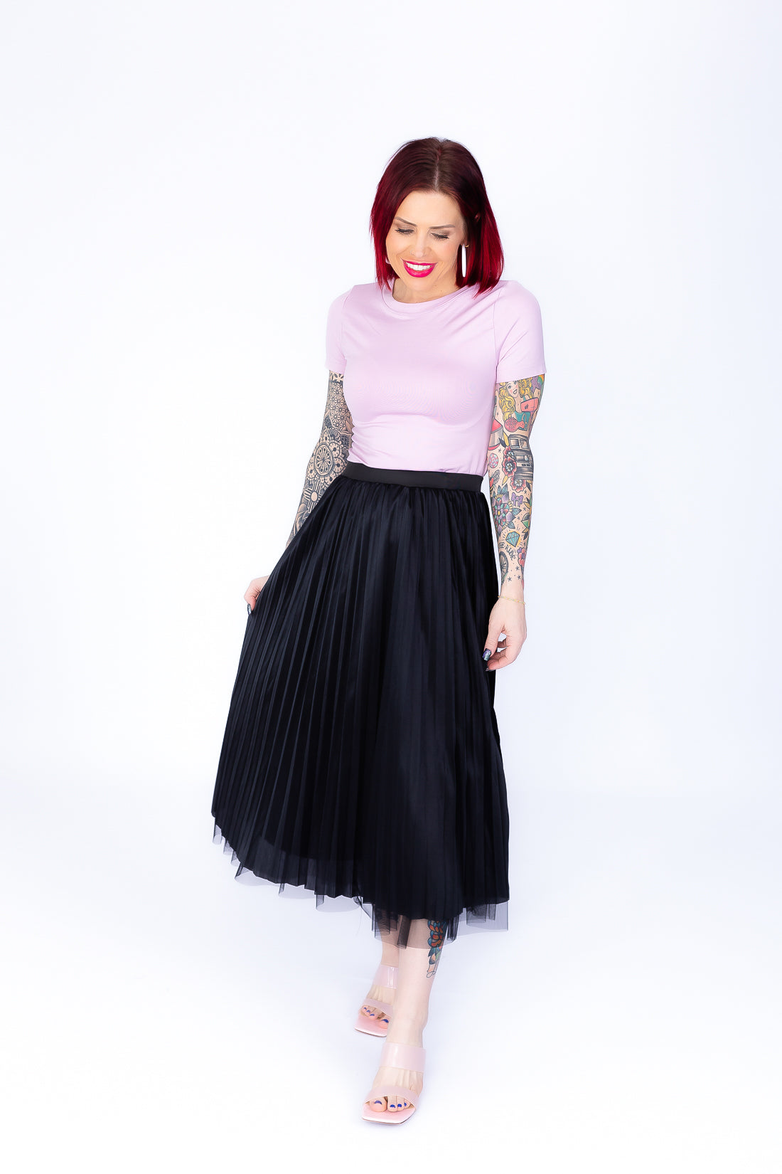 On Trend pleated black midi skirt